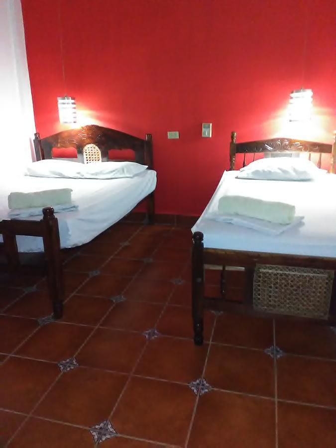 Hostal Casa Ivana León Zewnętrze zdjęcie