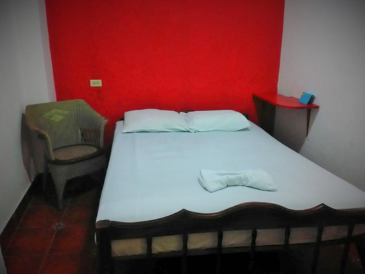 Hostal Casa Ivana León Zewnętrze zdjęcie